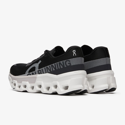 ON CLOUDMONSTER + OBSEQUIO UN PAR DE MEDIAS NIKE®