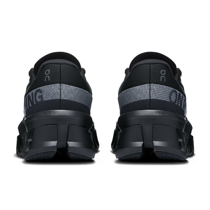 ON CLOUDMONSTER + OBSEQUIO UN PAR DE MEDIAS NIKE®