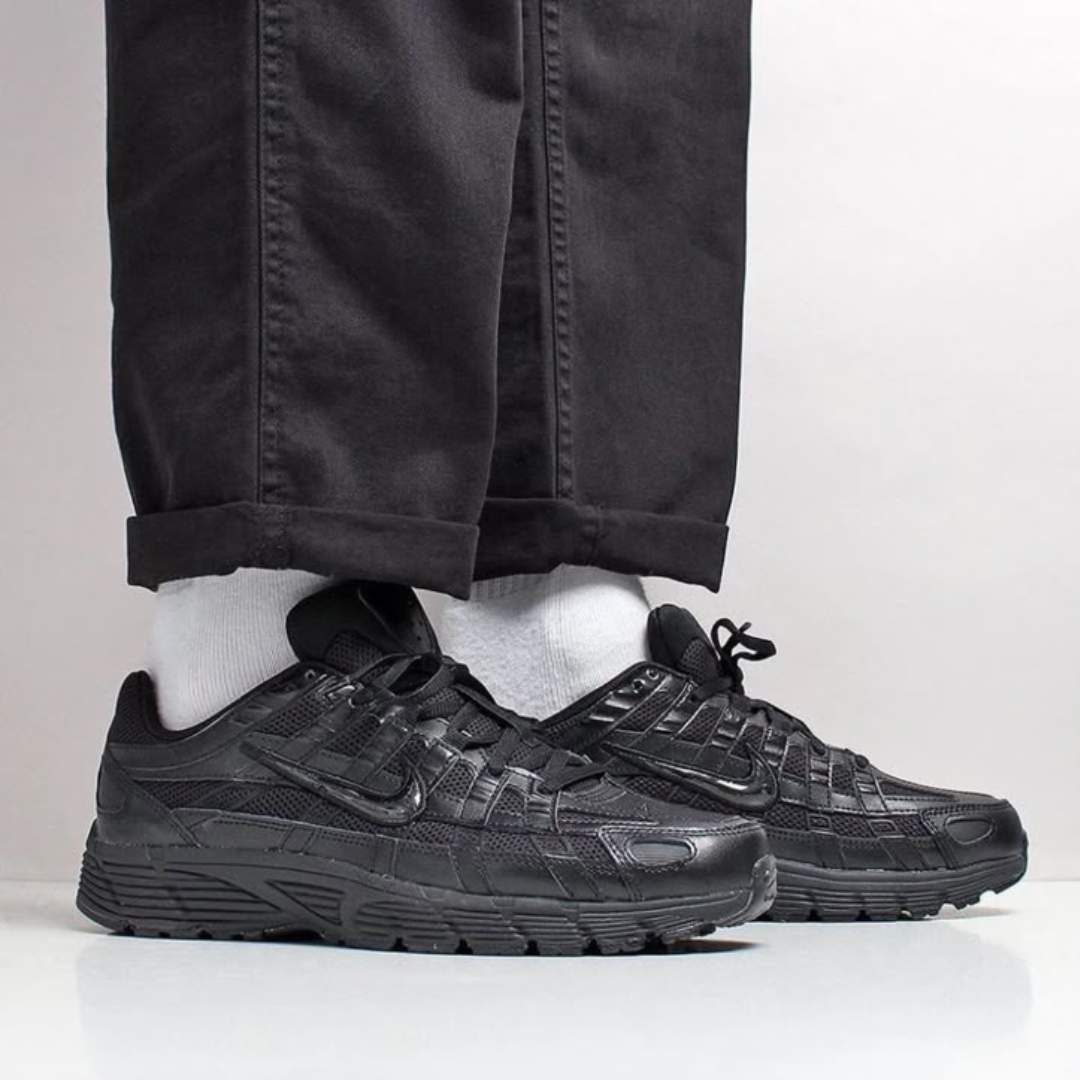 NIKE P6000